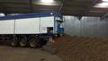 Transport van uien en aardappelen door Transportbedrijf Wit (foto 5)